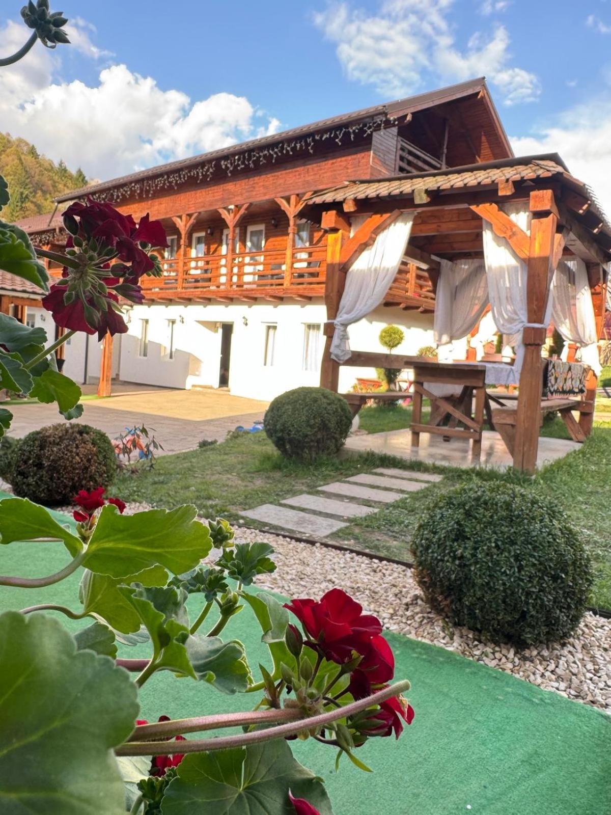 Casa Ina Hotel Moisei Exterior foto
